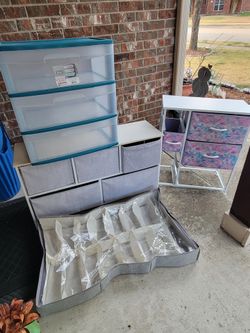 Dressers, Drawers and underbed storage