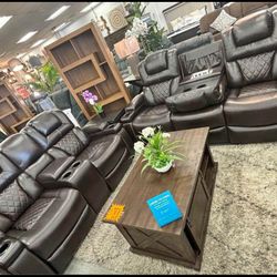 LH 👉$39 Down Payment 👉Warnerton Chocolate Brown Power Reclining Sofa And Loveseat Home Theater Movie Game Seating 