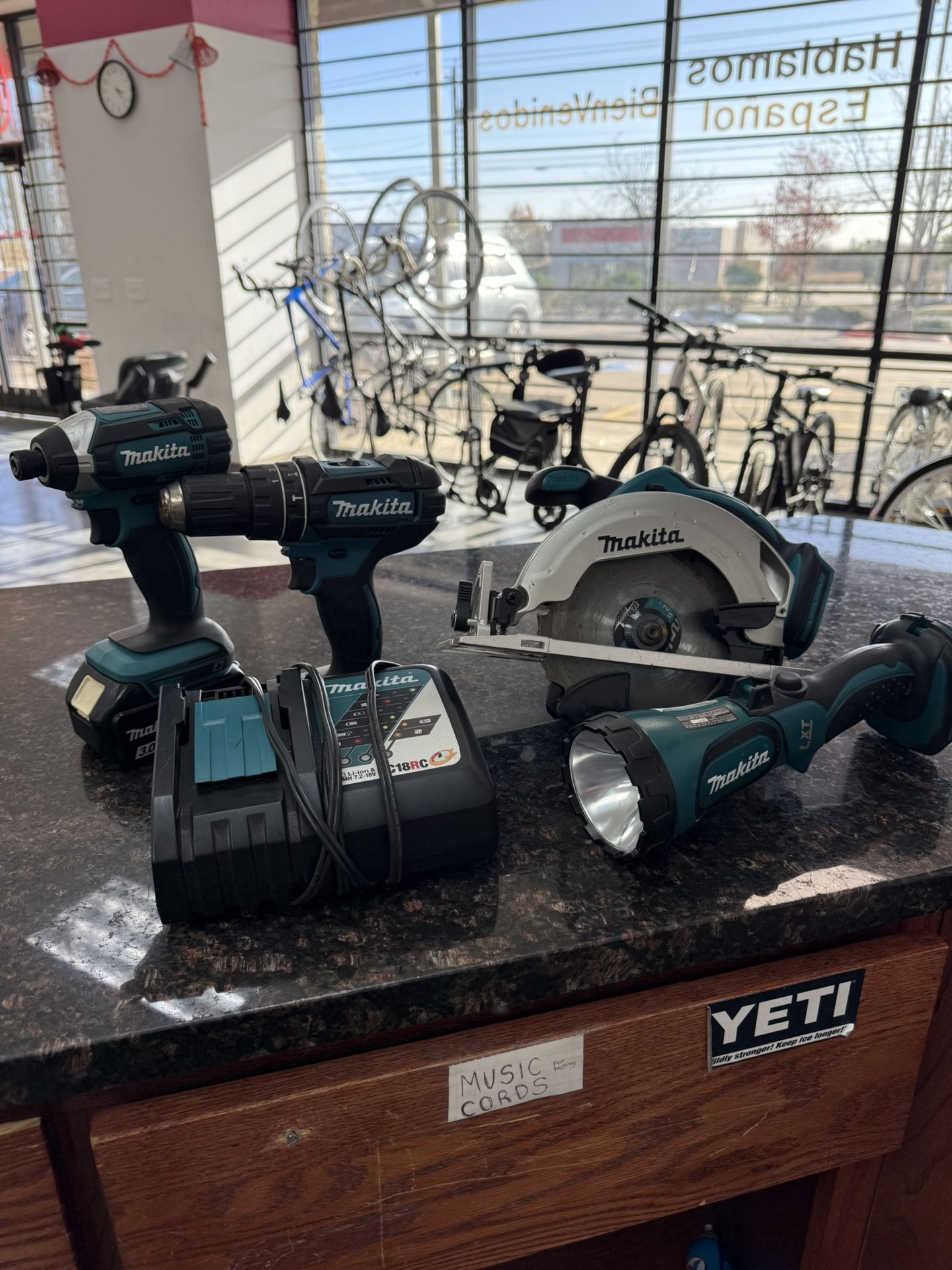 Makita Tool Set