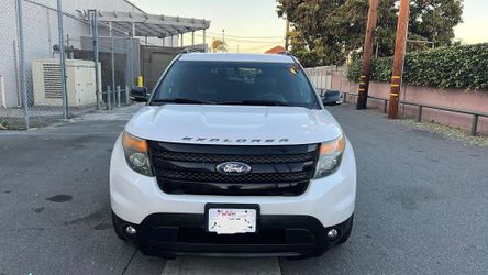 2015 Ford Explorer