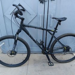 GT.     TIMBERLINE.     Mountain Bike 