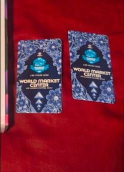 EDC 2 shuttle passes (world market)