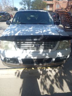 2004 Ford Explorer