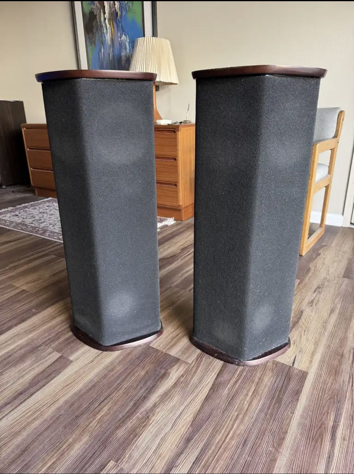 Pair of DCM Time Window High-End Floor Speakers