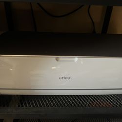 Cricut & silhouette portrait $400