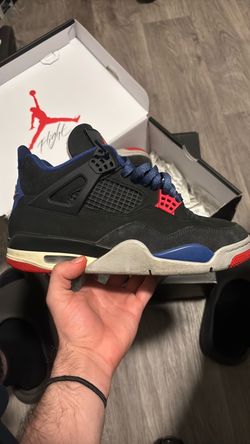 Jordan 4