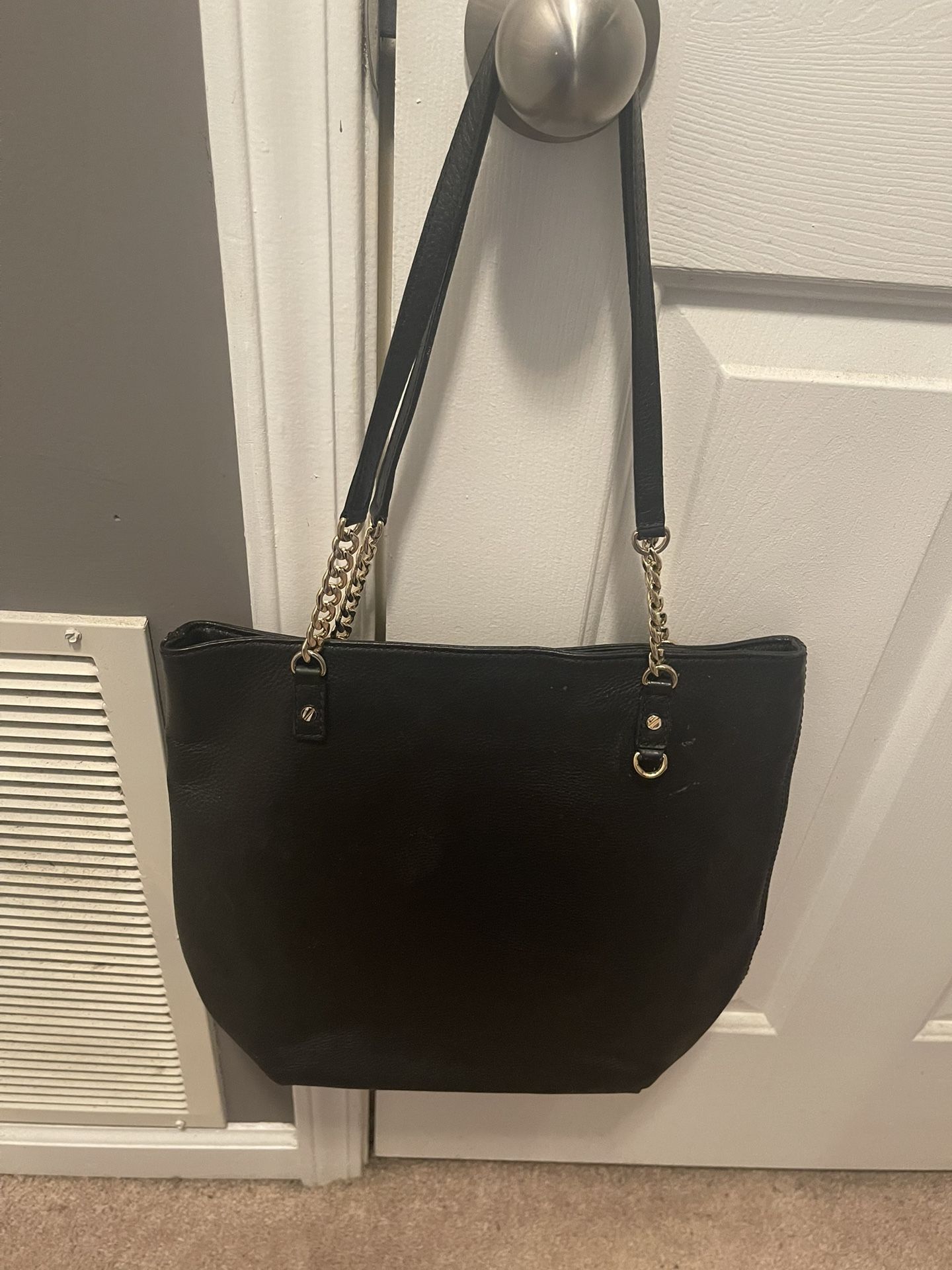 Michael Kors show the bag