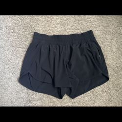 Lululemon Women Short 