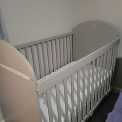 Baby Crib 