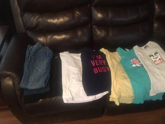 Girls size 12 6 shirts 2 pairs of jeans
