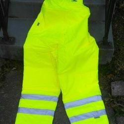 INSULATED BIBS WORK GEAR. READ DETAILS