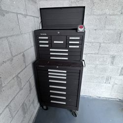 Kennedy Rolling Tool Box