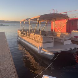 1999 Fisher Deluxe (24)ft  NO WOOD ALL  COMPOSITE