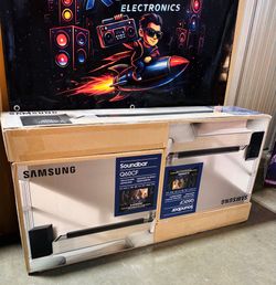 Samsung (Q60CF) Premium Soundbar Home Theater (Dolby Atmos) Sound System w/ Wireless Subwoofer & Q Symphony Audio