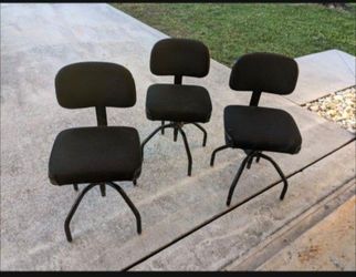 Black Adjustable Chairs