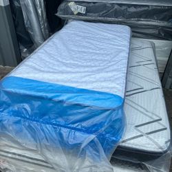 Twin Size Mattress And Box Spring 