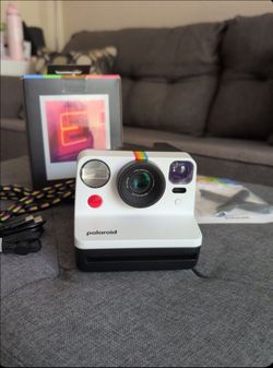 Polaroid Now Gen 2 Instant Camera