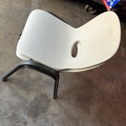 4 Children Lifetime Chairs 