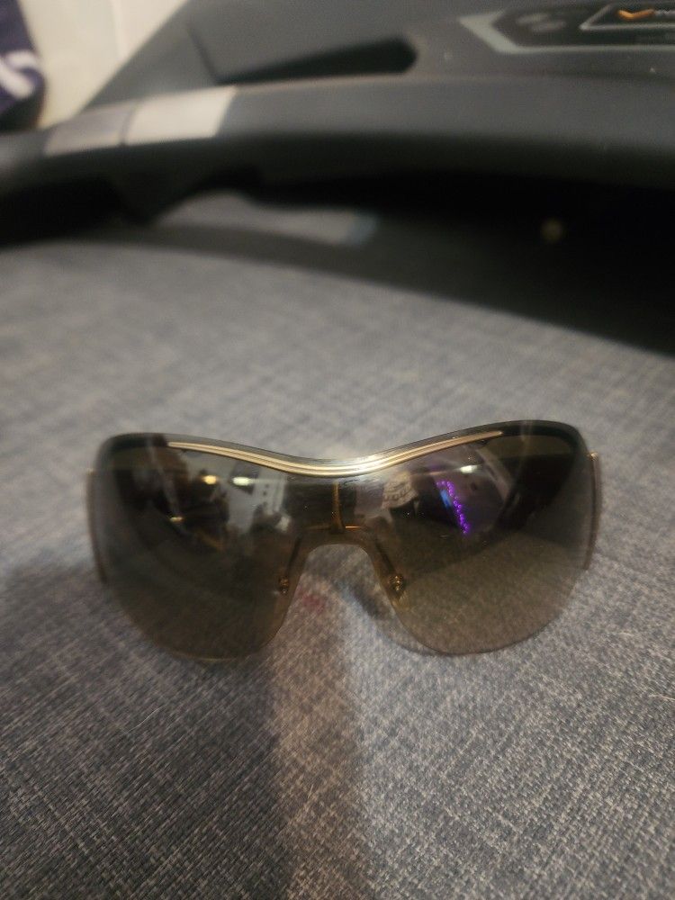 Used Gucci Sunglasses