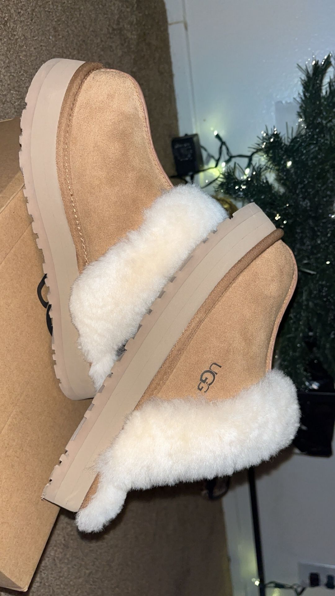 UGG Disquette Slippers W8