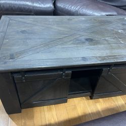 Coffe  Table With Storage 50$