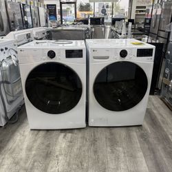 🔥LG 4.5 CUBIC FT. FRONT LOAD WASHER AND GAS DRYER LAUNDRY PAIR🔥