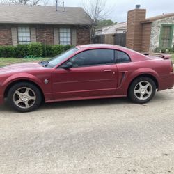 2004 Ford Mustang