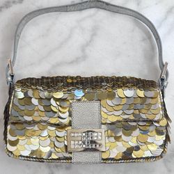 Fendi Roma Olive Green Bag for Sale in Pico Rivera, CA - OfferUp