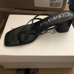 Sandals Women’s Size 10M