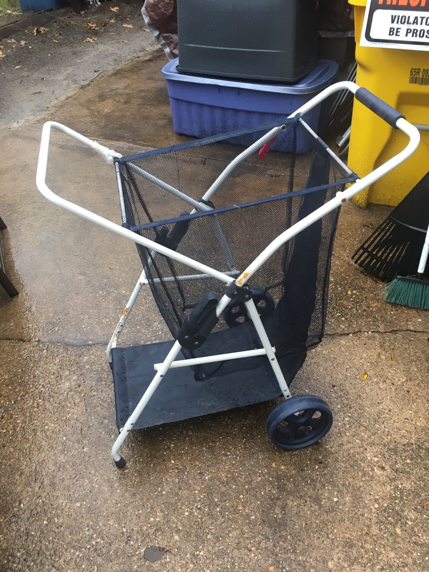 Nice beach buggy I only $40 firm