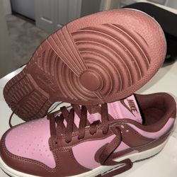 Nike Dunk Low Pink/Burgundy New !