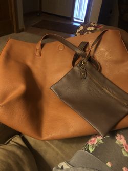 Bass market leather satchel