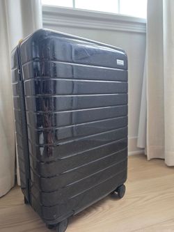 Limited Edition Away Black Sparkle Carry-On – 2021 Holiday Collection