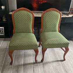 2 Wooden Chairs 