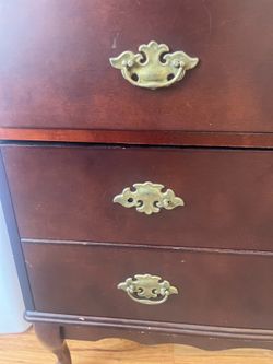 Vintage Wentworth House Drexel 8 drawer solid wood dresser with mirror