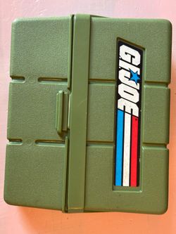 This is a vintage 1983 Hasbro G.I. Joe Pocket Patrol Pack figure carrying case. 
