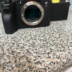 Sony A7r5
