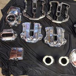 Harley Davidson  M8 Pieces 