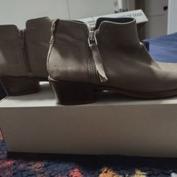 ALDO Women's Size 8 Boots 