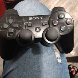 PS3 Controller Asking $25 Firm Puo On 59th Ave In Bethany 