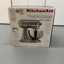KitchenAid Deluxe 4.5 Stand Mixer - Silver 