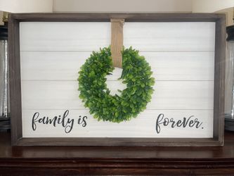 ❤️JUST REDUCED❤️Beautiful  “Family Is forever”  Picture