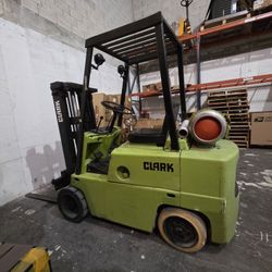 Forklift