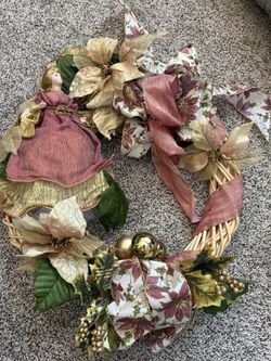 Mauve And Gold Assorted Christmas Decor