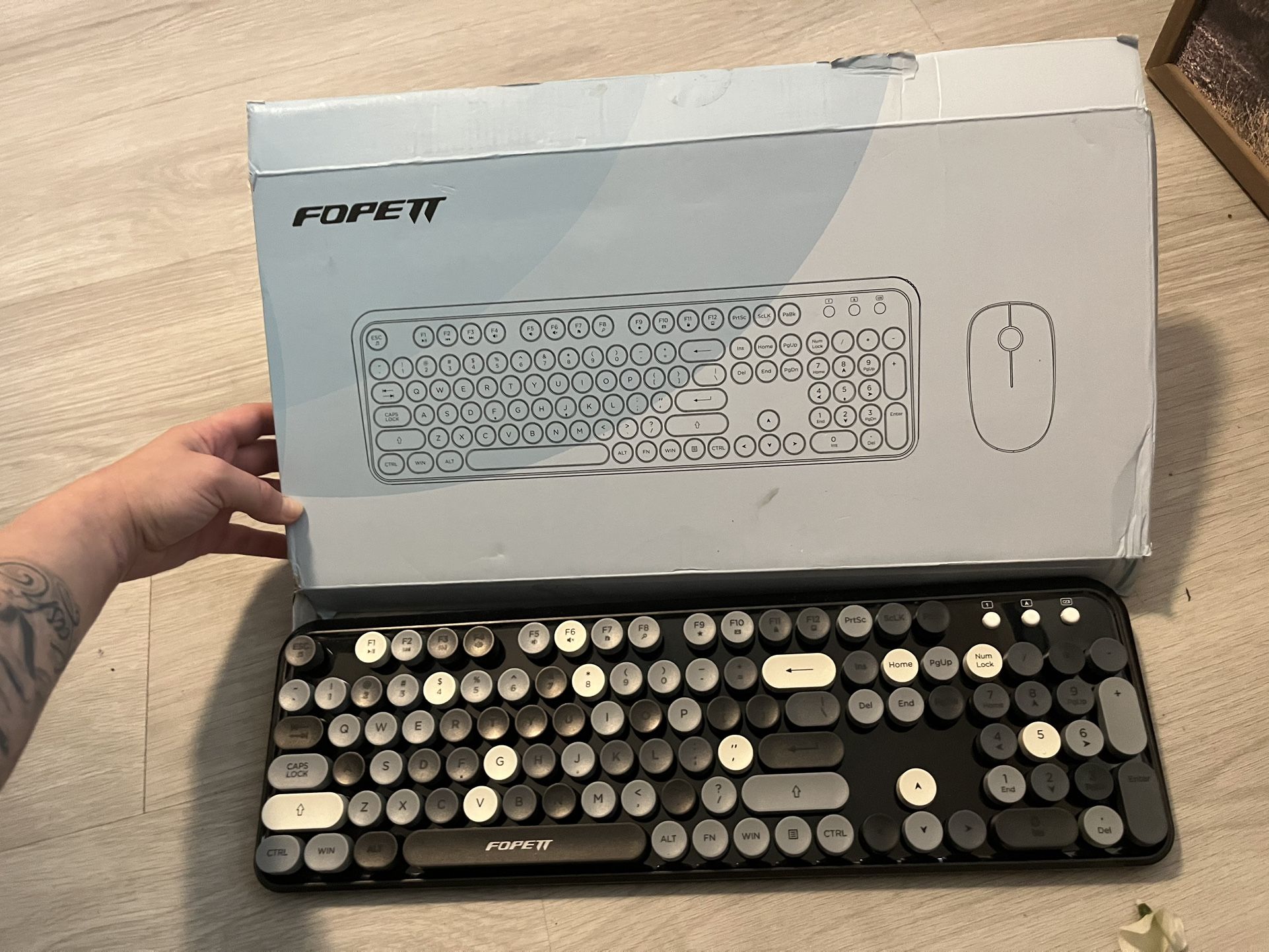 Wireless Bluetooth Keyboard