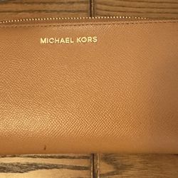 Michael Kors Jet Set Large Wallet 