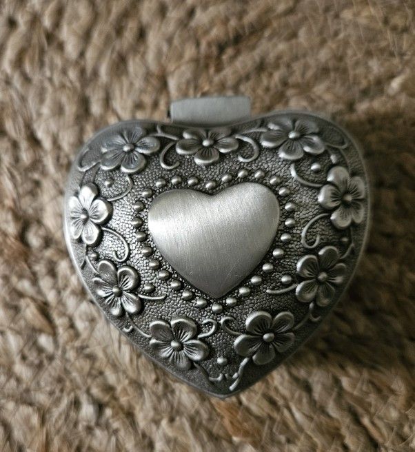 Heart Trinket Holder