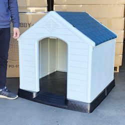 (NEW) $105 Plastic Dog House Large Size Pet Indoor Outdoor All Weather Shelter Cage Kennel 36x36x39” 