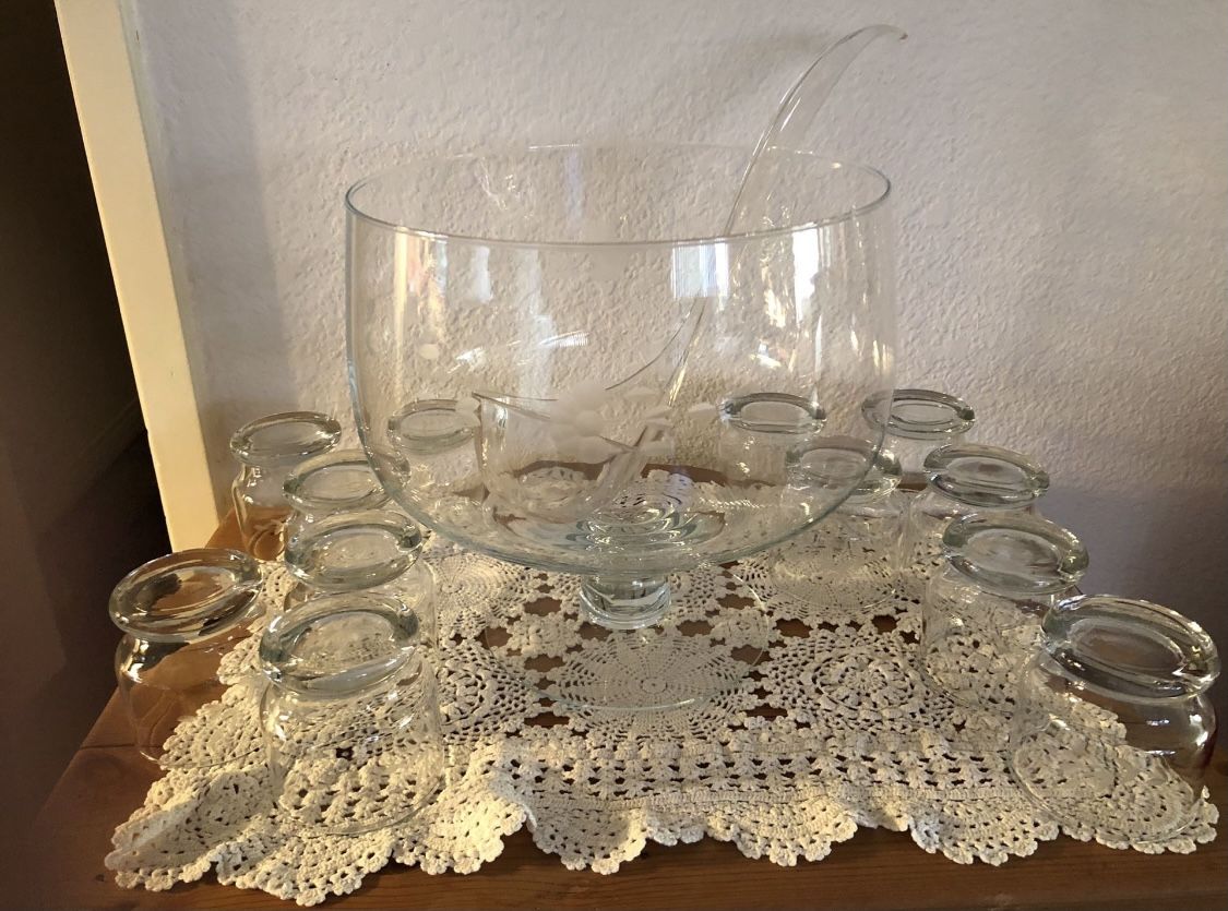 Princess House Crystal PunchBowl, Ladel And 12 Drinking Glasses