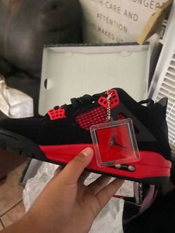 Red thunders